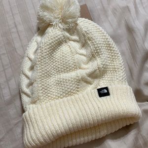 NWT The Northface Beanie Pom